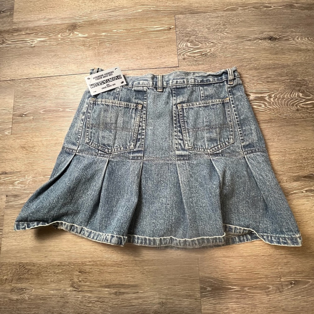 SRC Casual Wear Denim Skirt Women 30 Blue Pleated Back Mini Y2K Retro Streetwear
